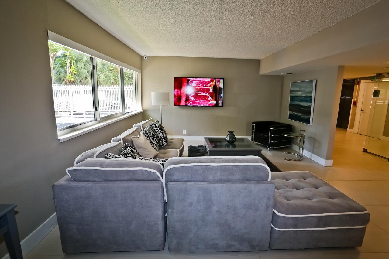 Coconut Grove Apartments By Nuovo Miami Exterior photo